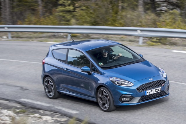 Ford Fiesta ST 3-door accessories restyling