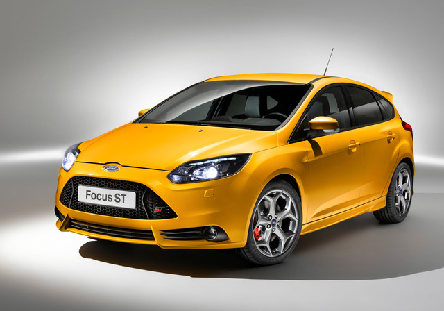 Ford Fiesta ST 5-door reviews restyling
