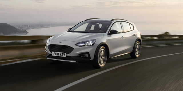Ford Focus Active interior specifications Ford Focus Active accessories big