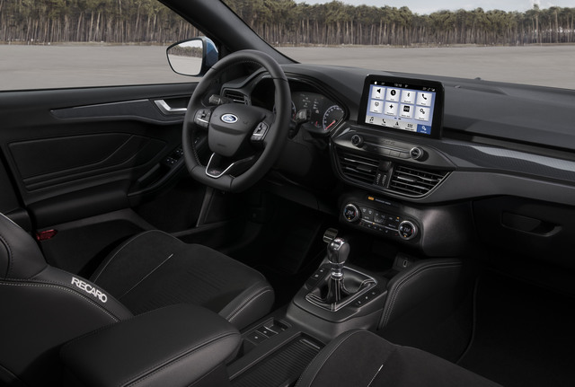 Ford Focus ST hd photo