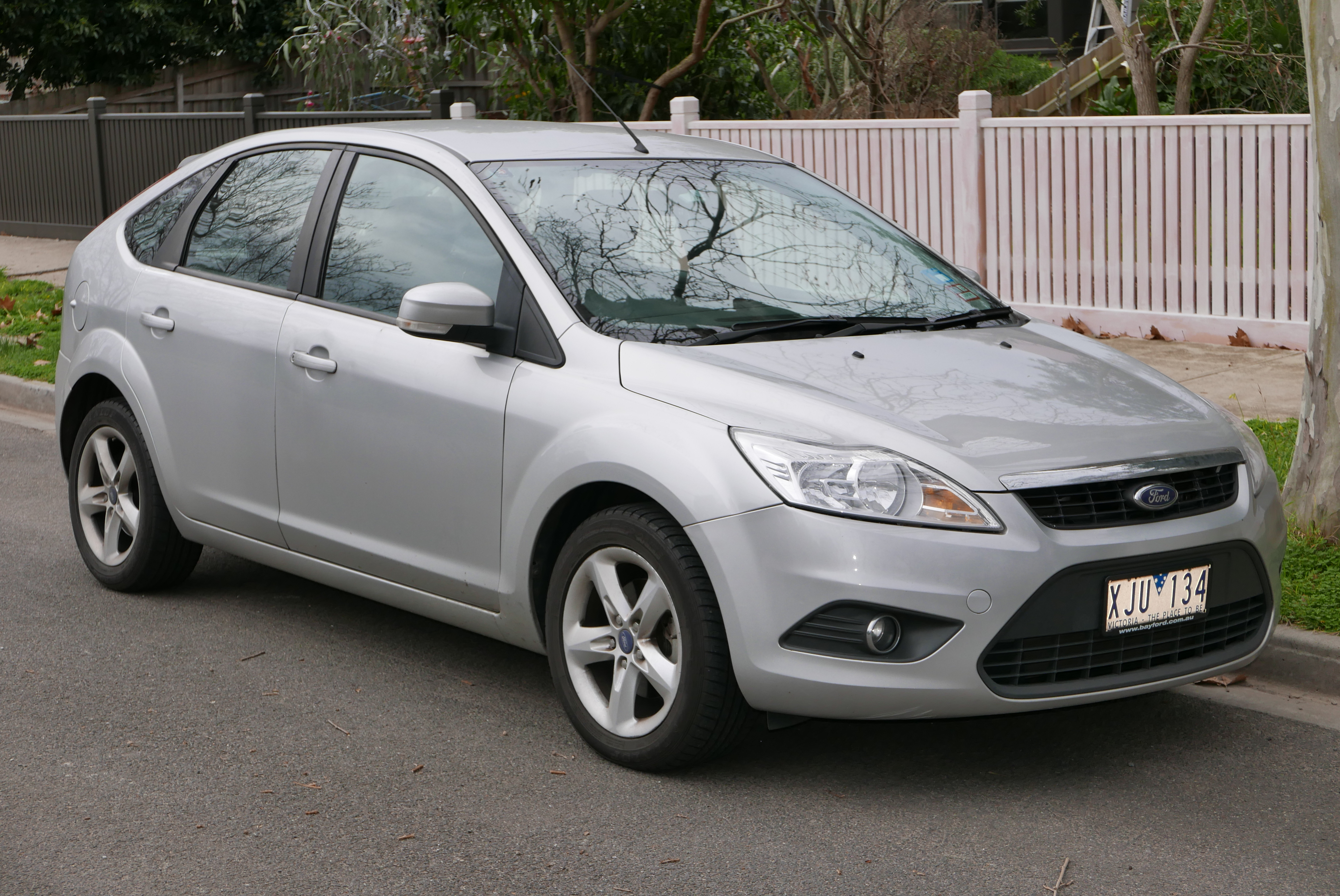 Ford Focus Wagon Active exterior restyling