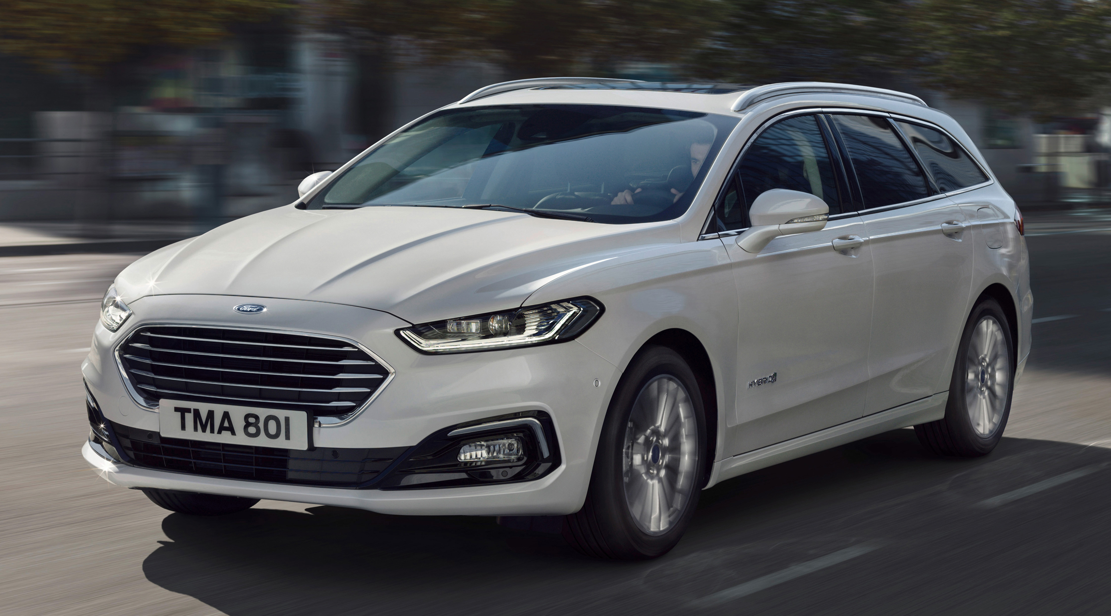 Ford Mondeo Hybrid hd specifications