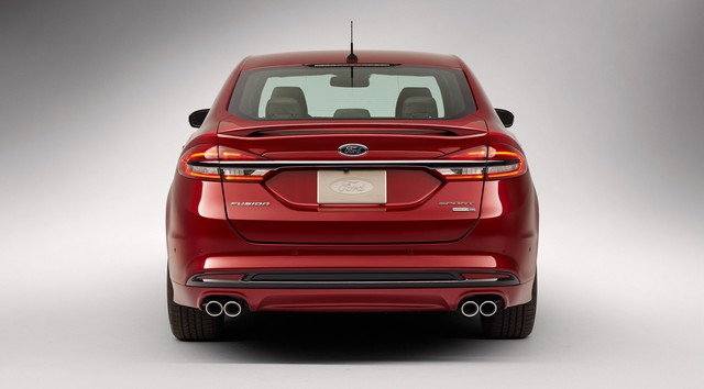 Ford Mondeo Hybrid exterior photo
