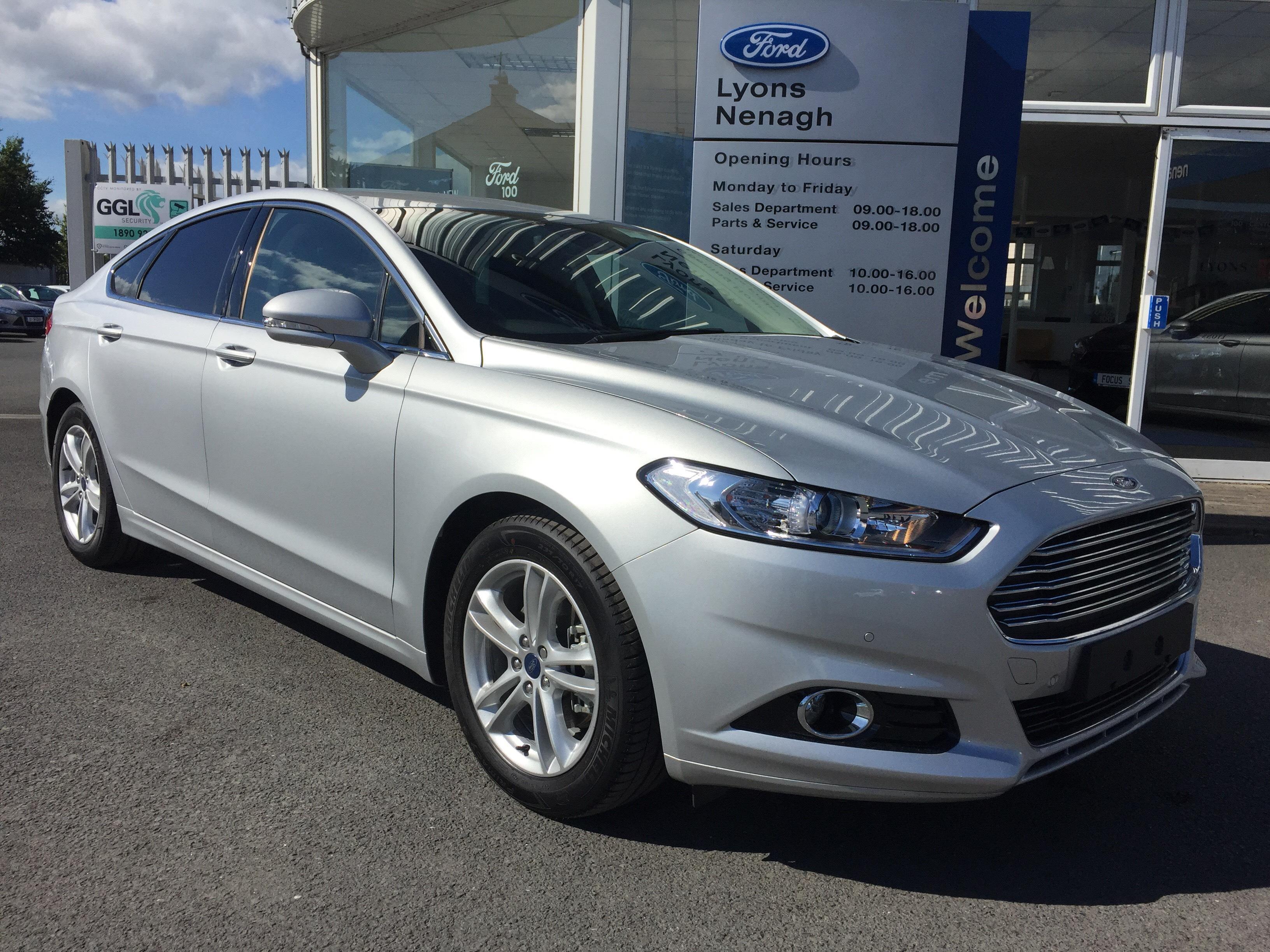 Ford Mondeo Hybrid accessories model