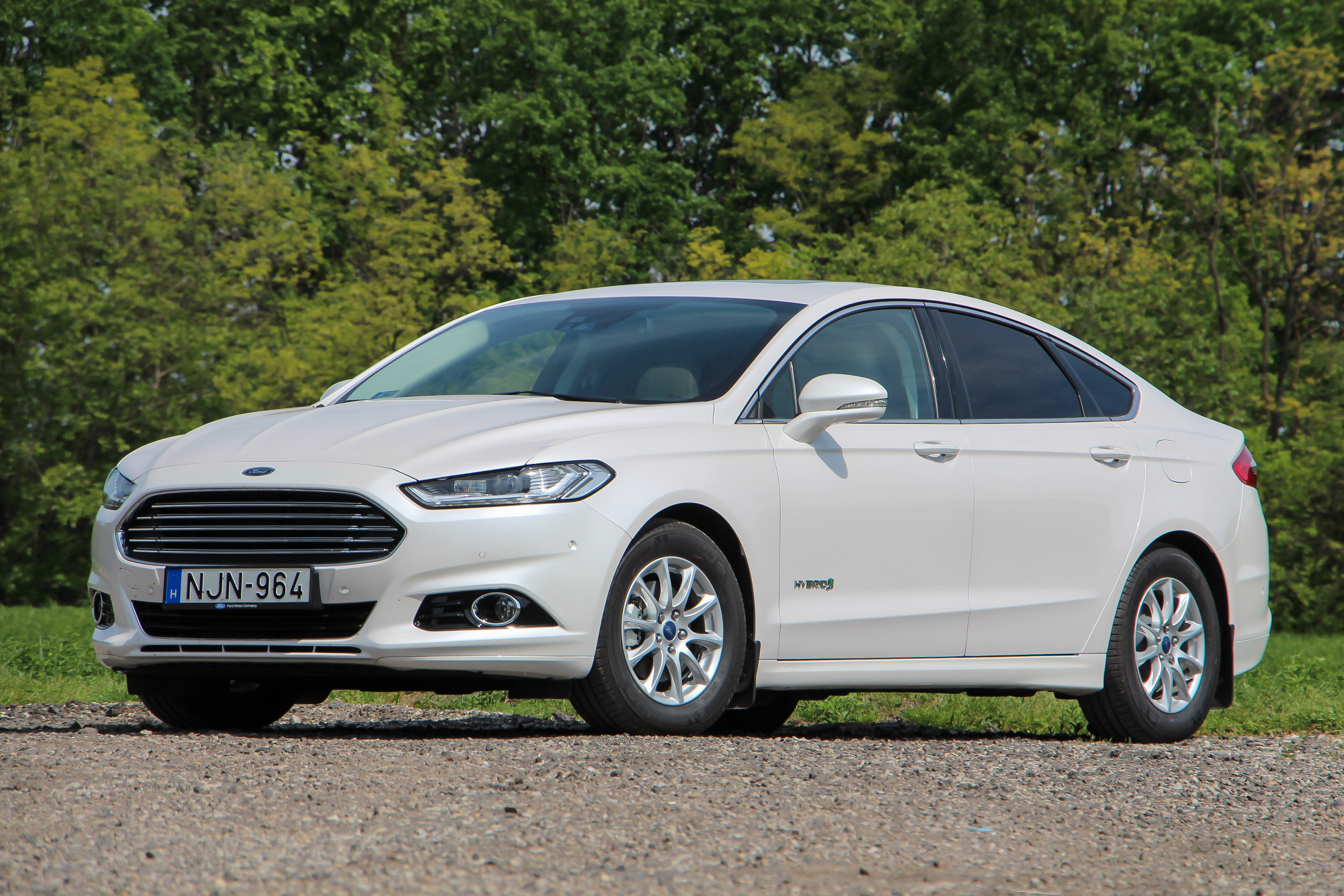 Ford Mondeo Liftback accessories restyling