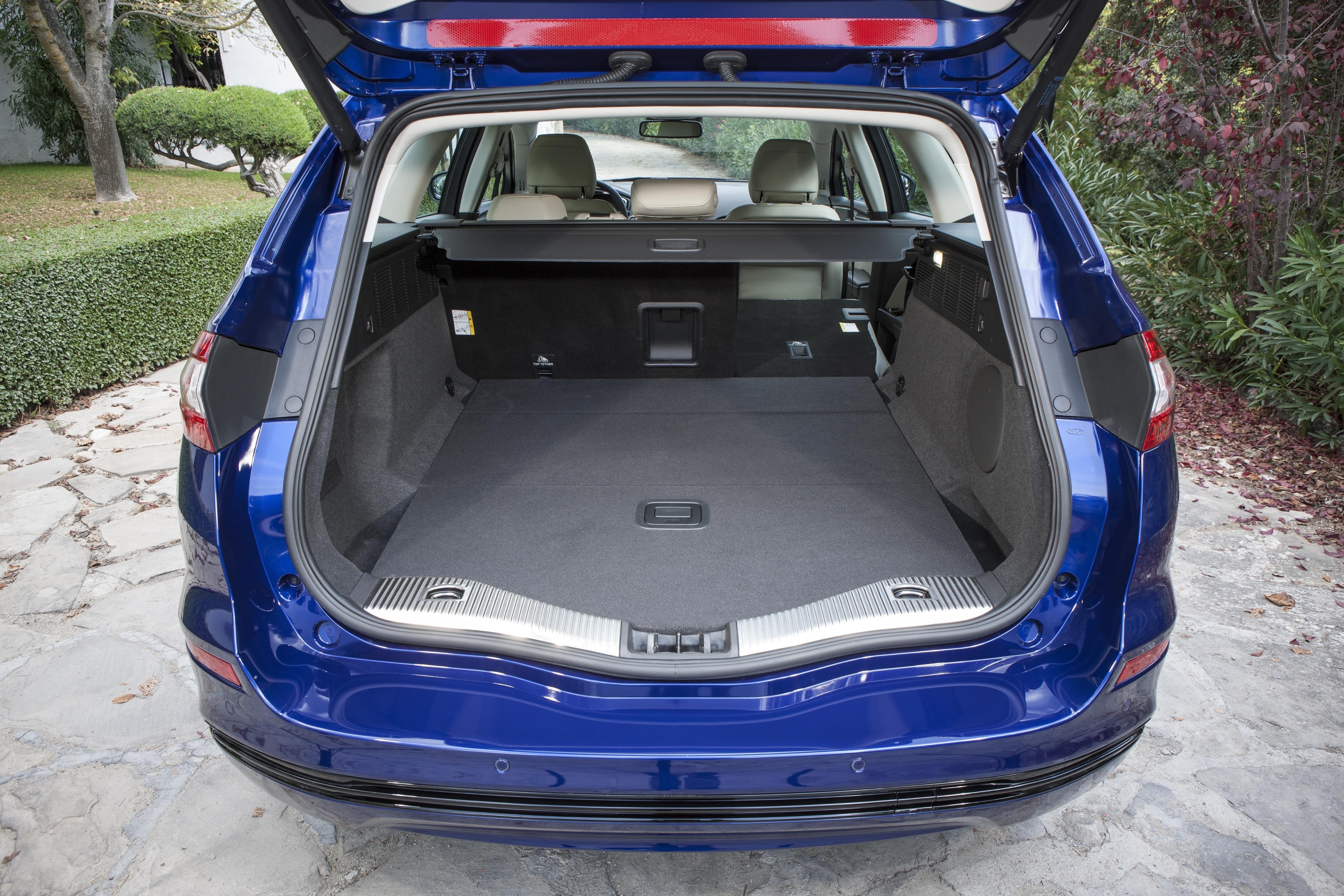Ford Mondeo Liftback interior 2019