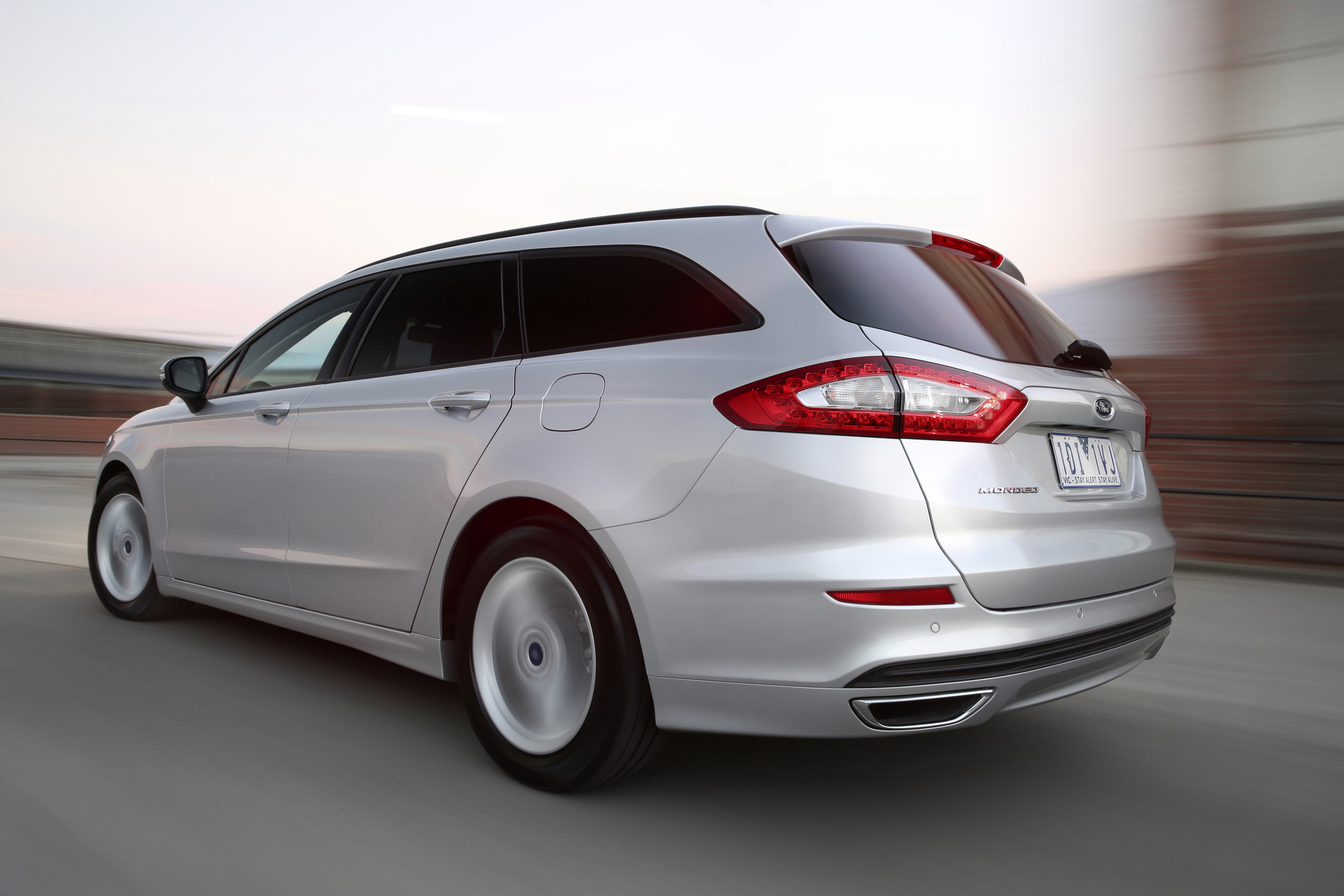 Ford Mondeo Wagon best specifications