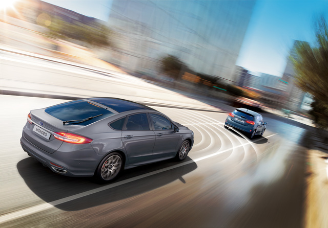 Ford Mondeo Wagon Hybrid 4k model