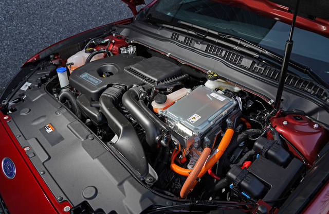 Ford Mondeo Wagon Hybrid modern specifications