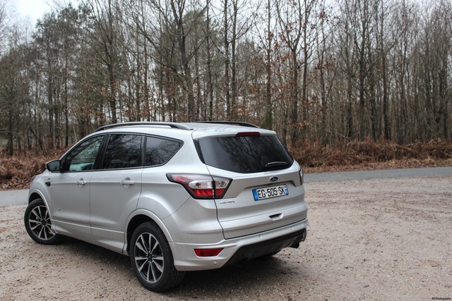 Ford Kuga 4k big Ford Kuga best restyling