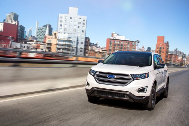 Ford Edge reviews specifications Ford Edge accessories photo