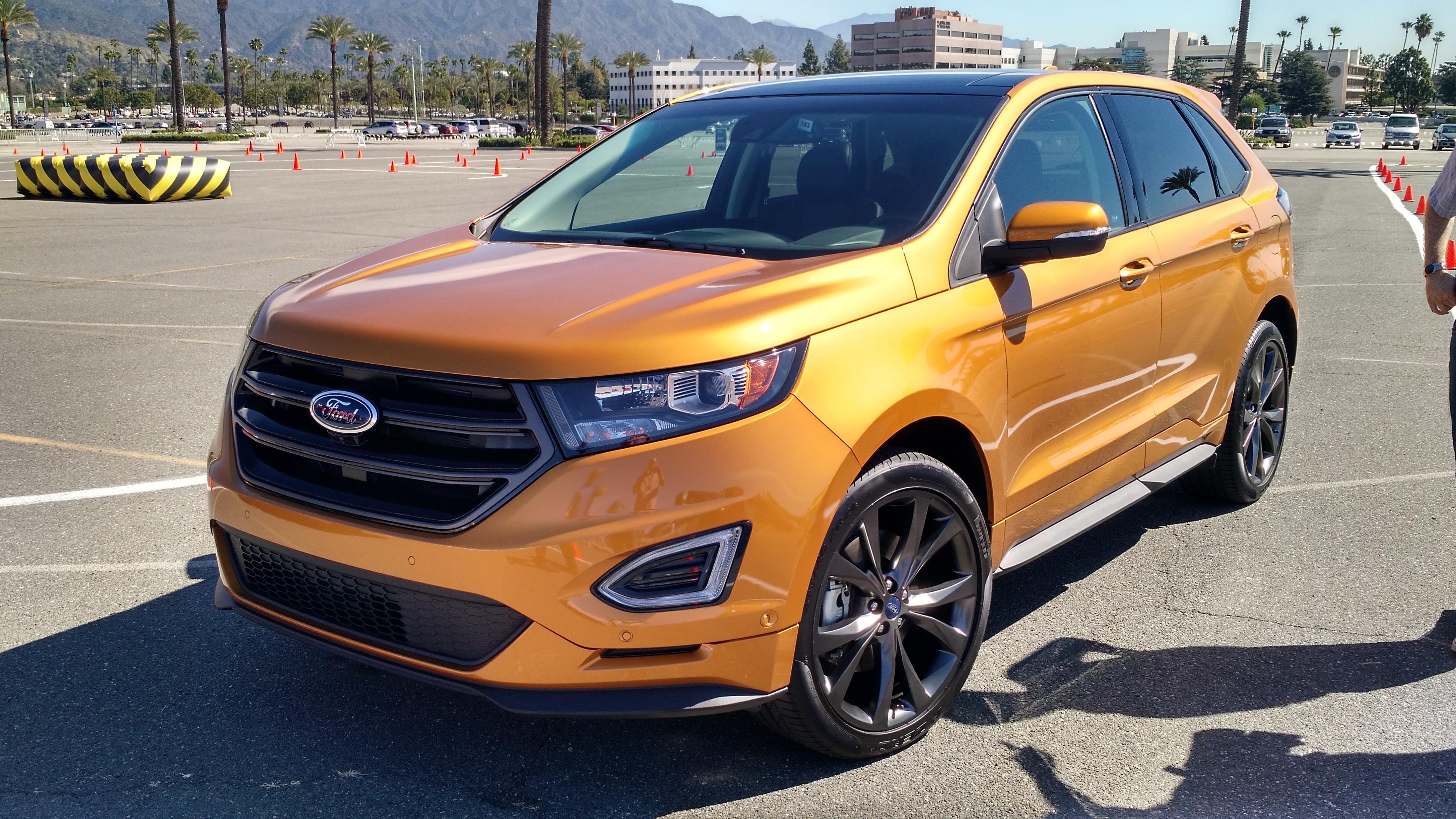 Ford Edge suv restyling