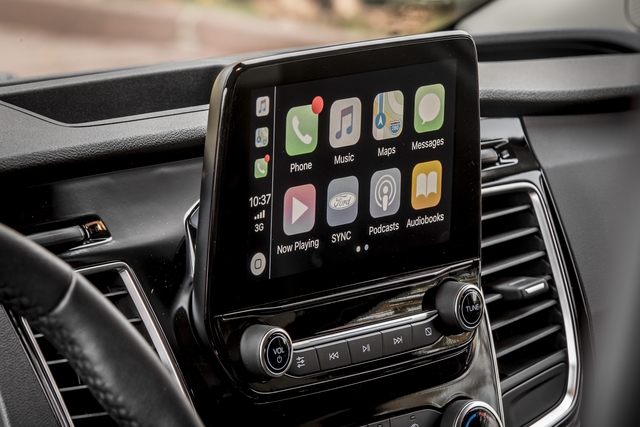 Ford Tourneo Custom reviews specifications