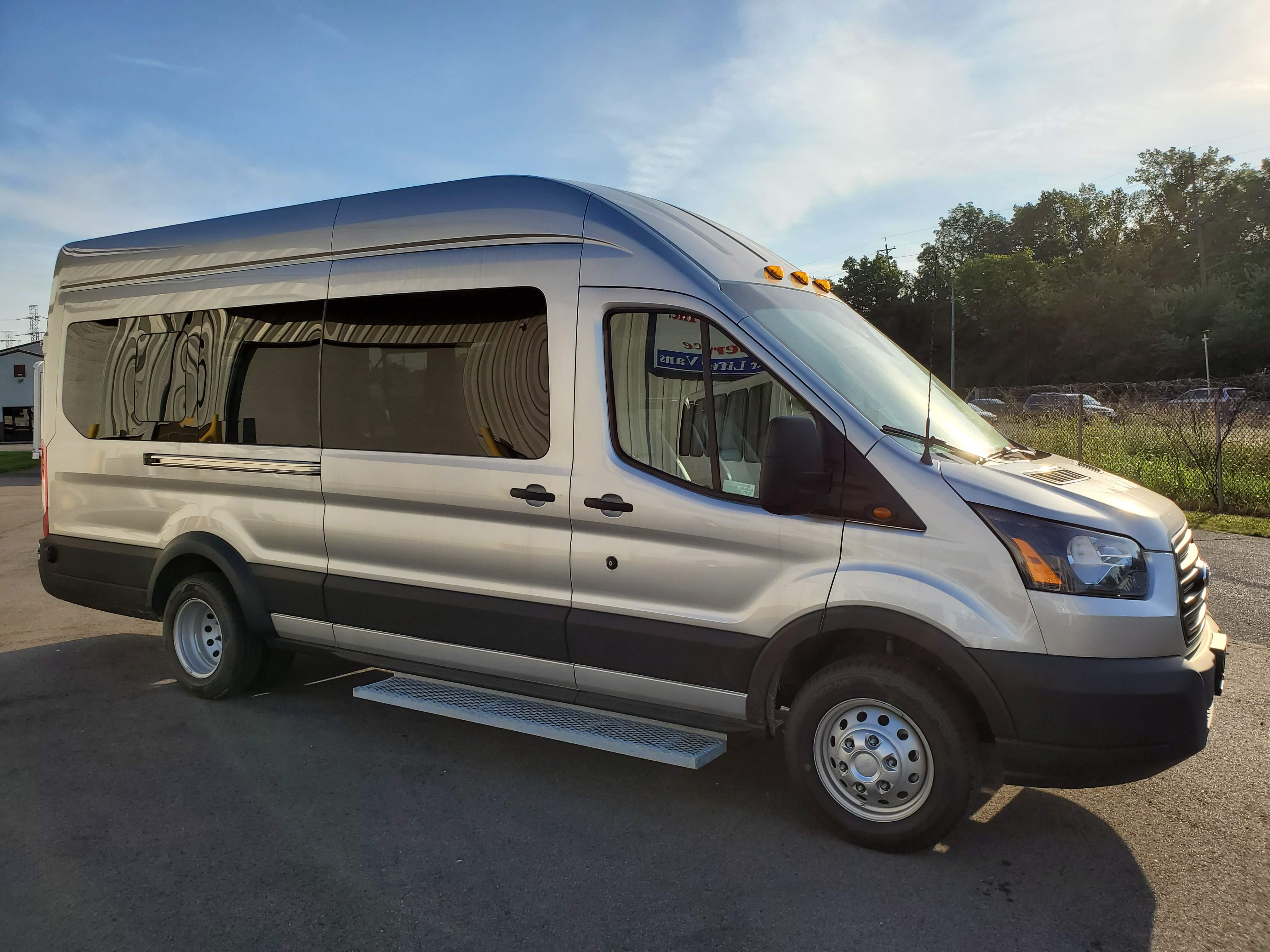 Ford Transit exterior specifications