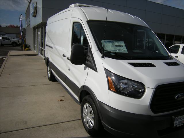 Ford Transit Courier interior model