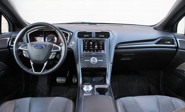 Ford Fusion best photo