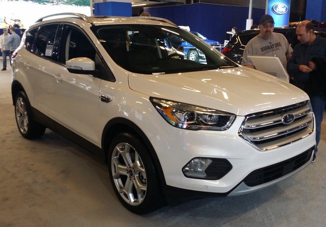 Ford Escape 4k big