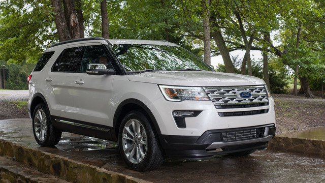 Ford Explorer Hybrid Photos and Specs. Photo: Ford Explorer Hybrid suv ...