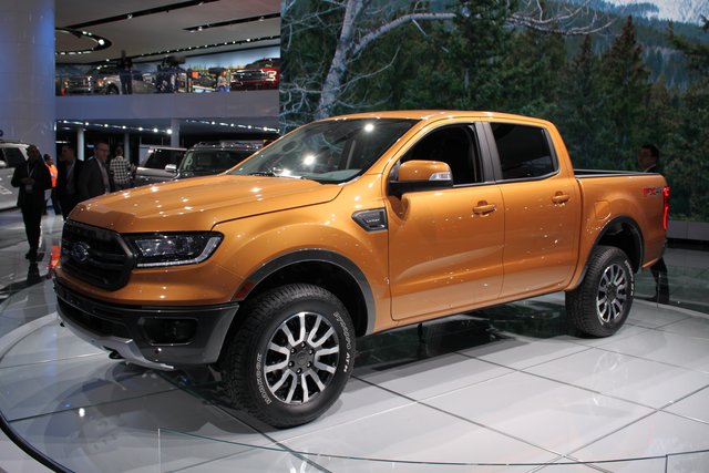 Ford Ranger USA Photos and Specs. Photo: Ford Ranger USA pickup 2018 ...