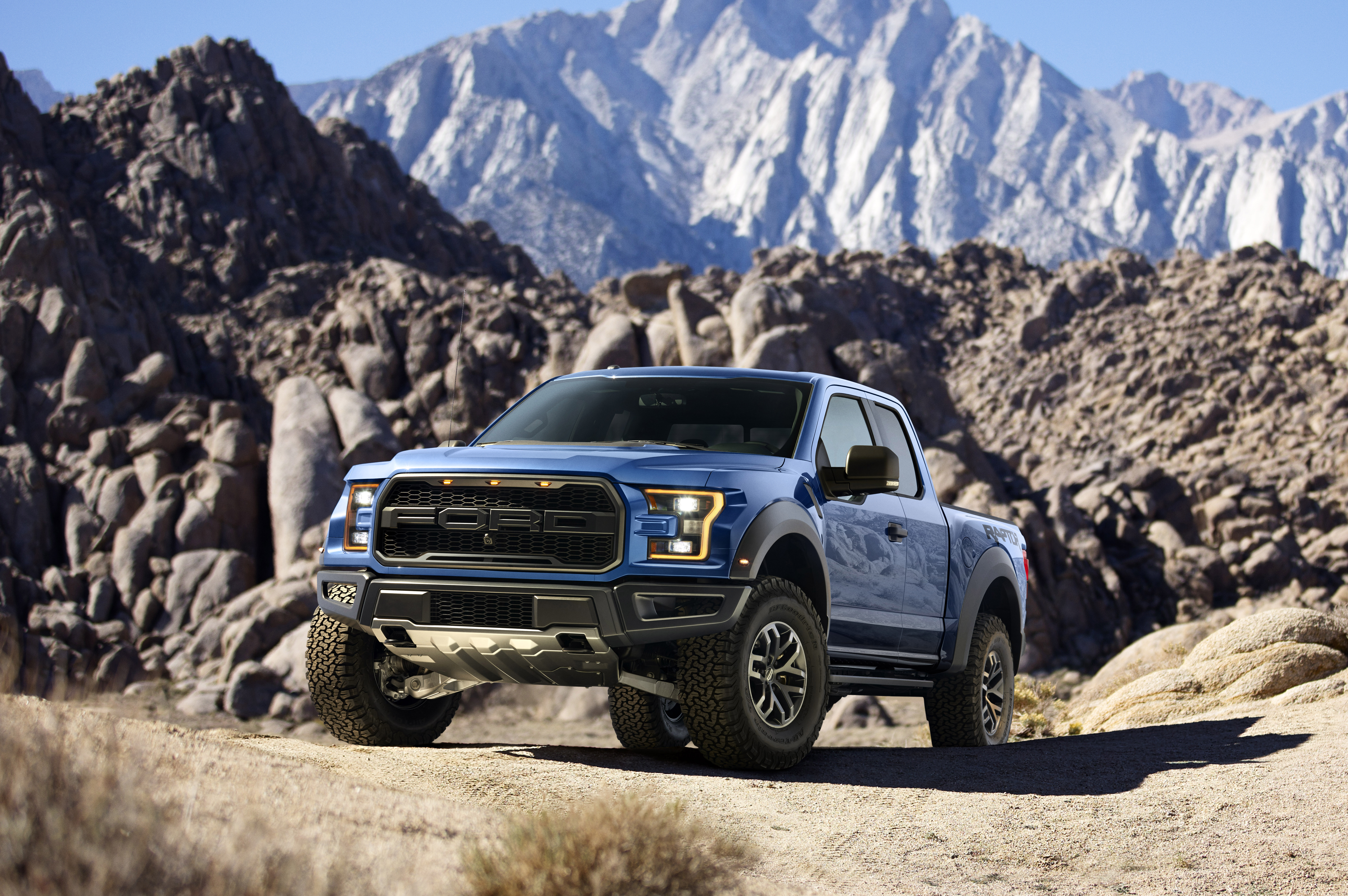 Ford F-150 reviews restyling