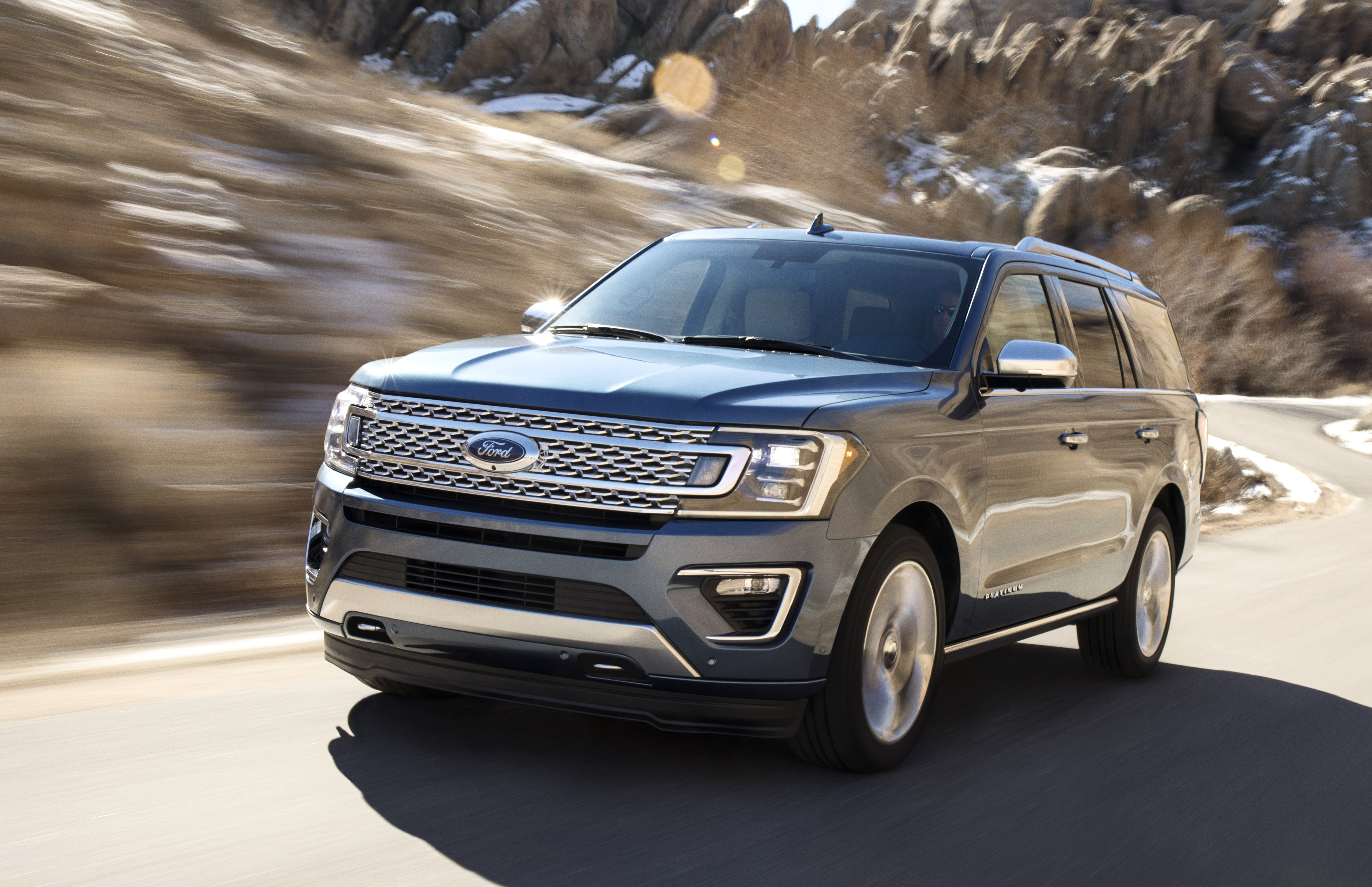 Ford Expedition reviews specifications
