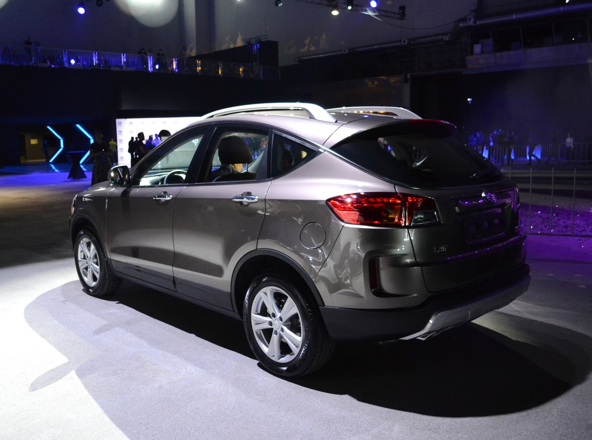 Lifan X80 Photos and Specs. Photo: Lifan X80 suv 2017 and 14 perfect ...