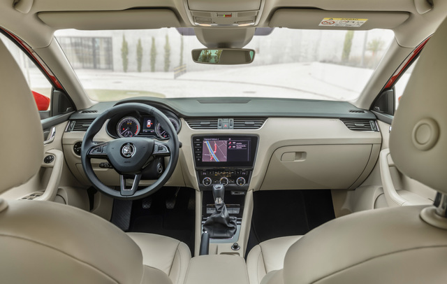 Skoda Octavia A7 Combi interior 2017