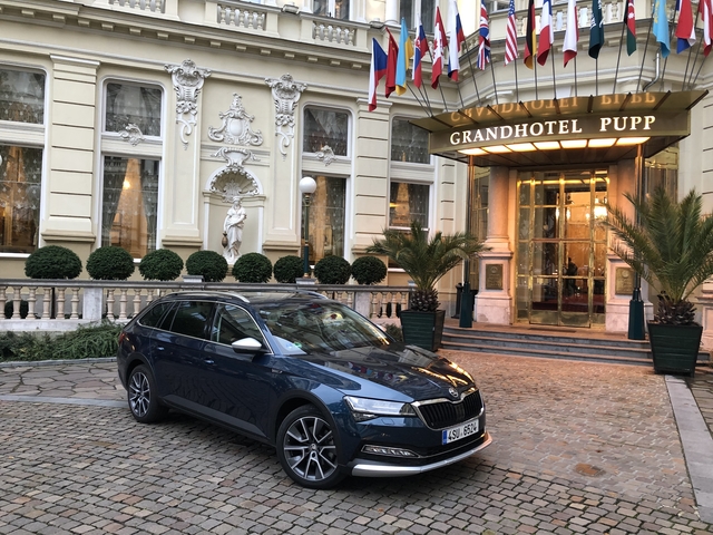 Skoda Superb Combi wagon big