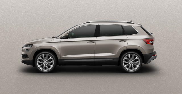 Skoda Karoq Scout suv photo