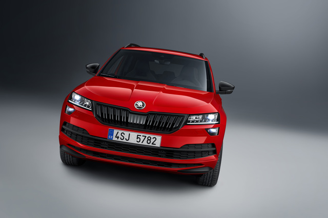 Skoda Karoq Scout reviews photo