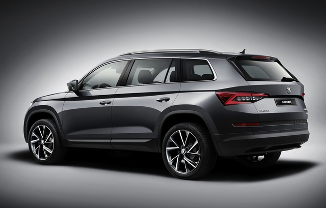Skoda Kodiaq Scout exterior model Skoda Kodiaq Scout reviews photo