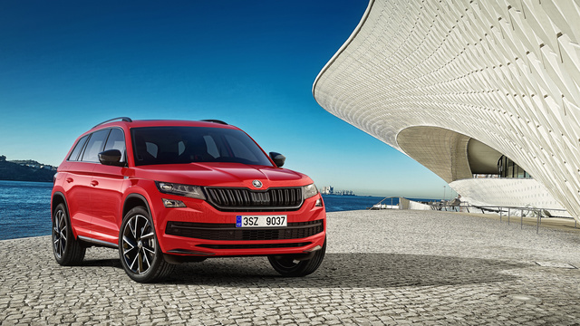 Skoda Kodiaq Scout 4k photo Skoda Kodiaq Scout accessories photo