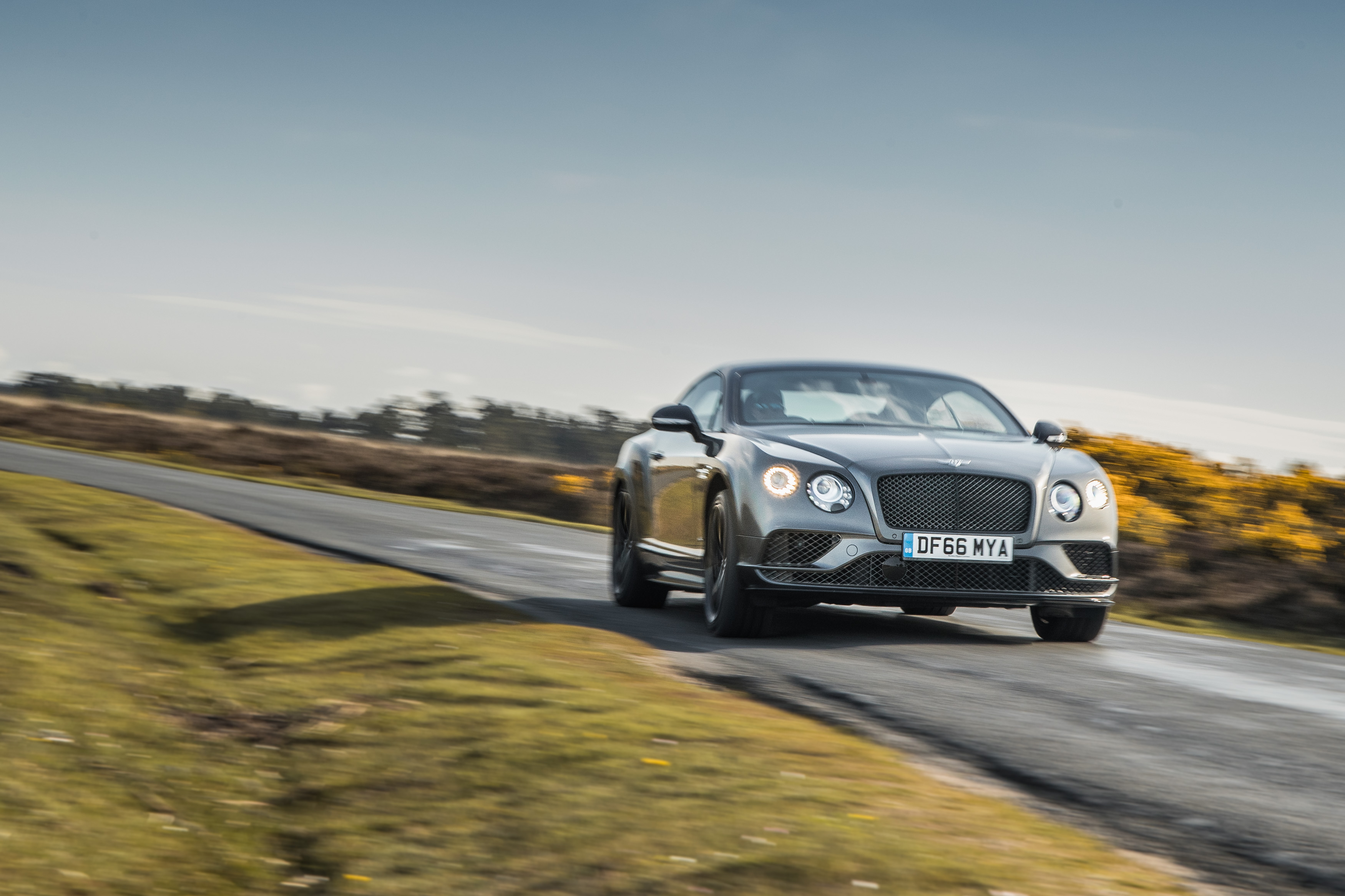 Bentley Continental GT mod specifications