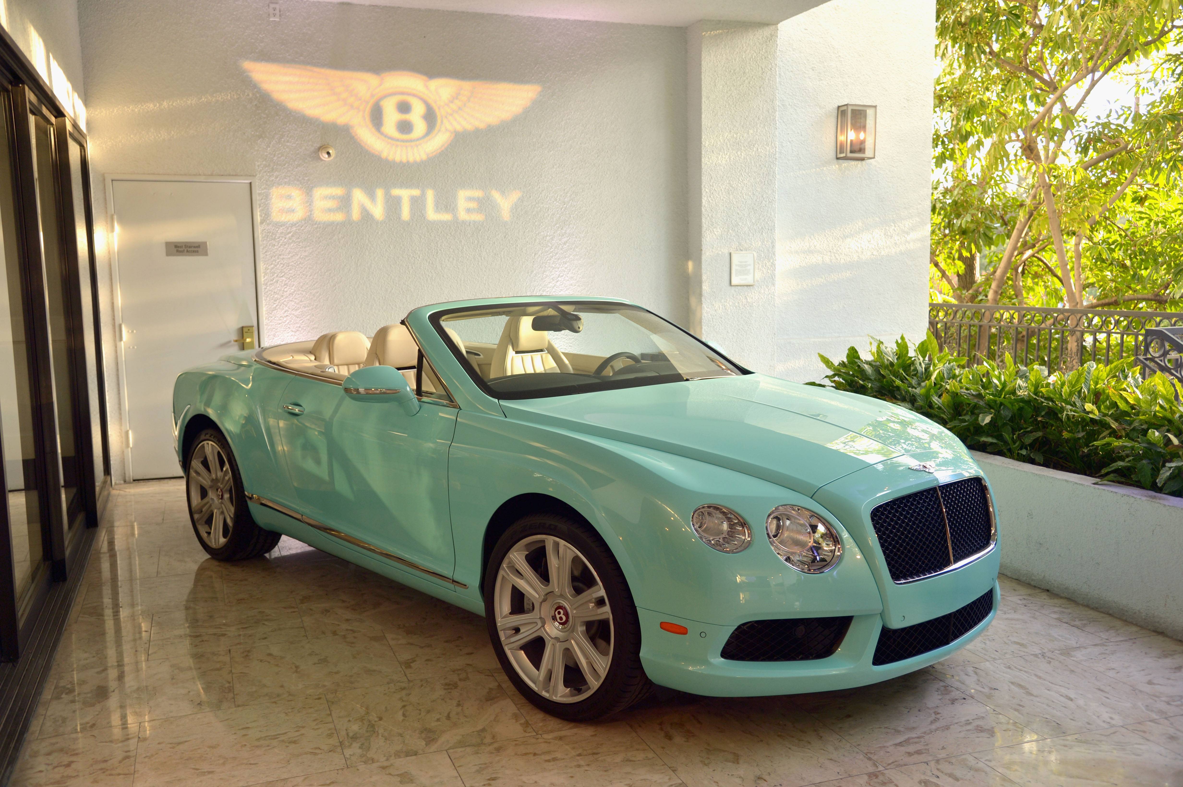 Bentley Flying Spur sedan big