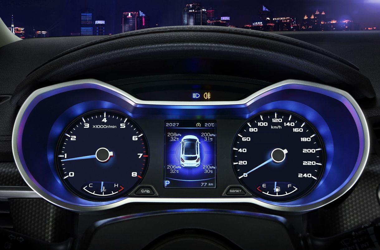 Geely emgrand салон