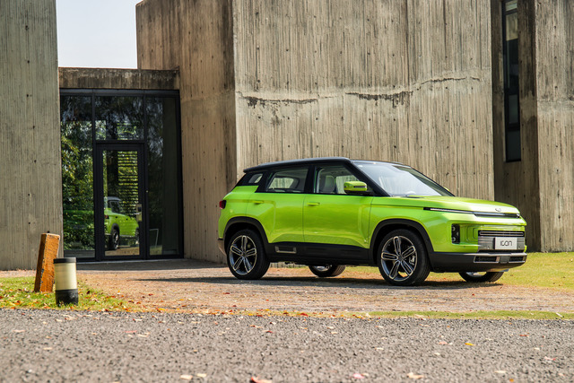 Geely ICON reviews restyling