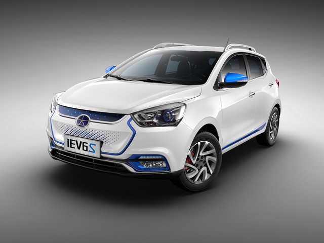 Geely Emgrand EV (EC7-EV) 4k photo