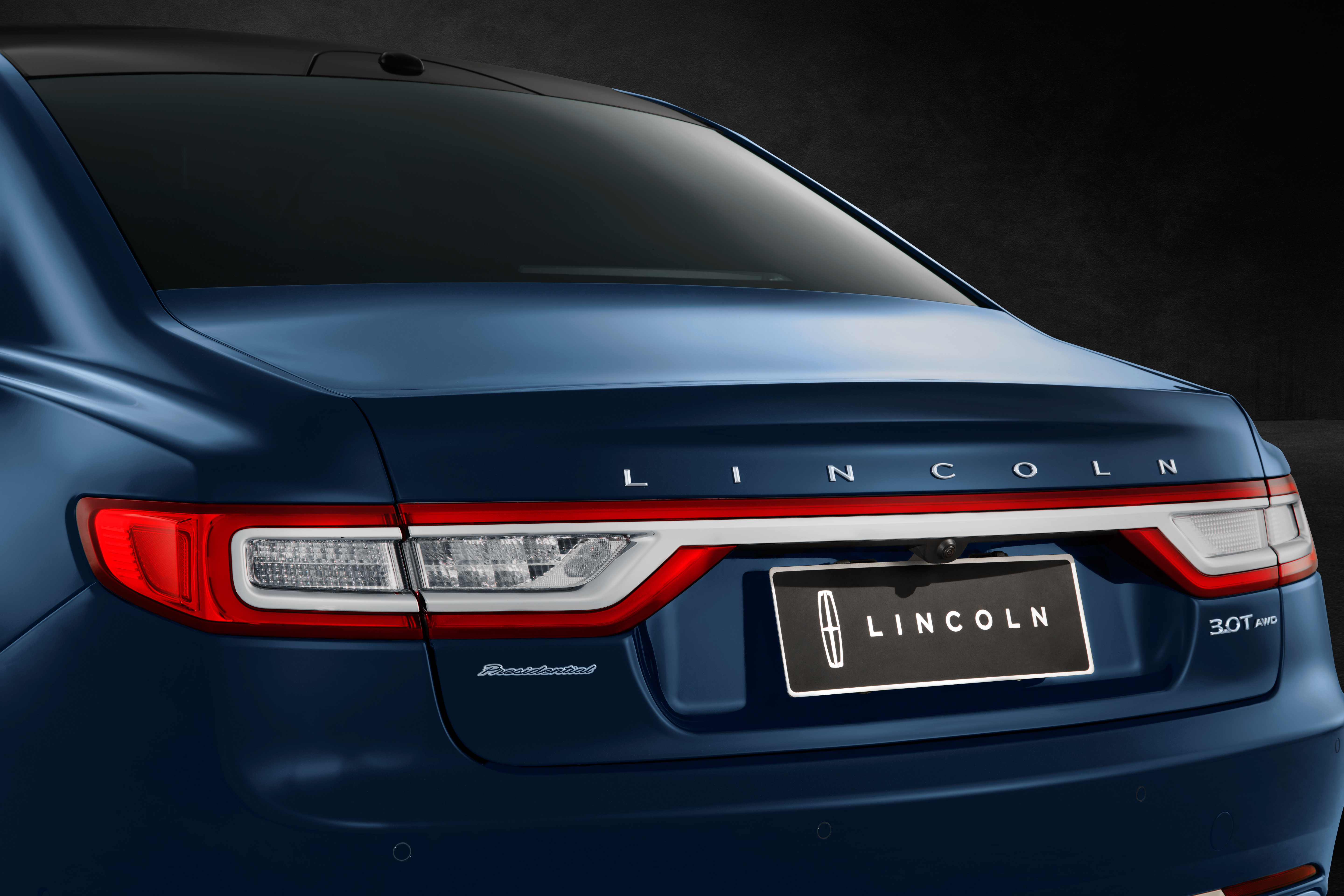 Lincoln Continental interior 2016