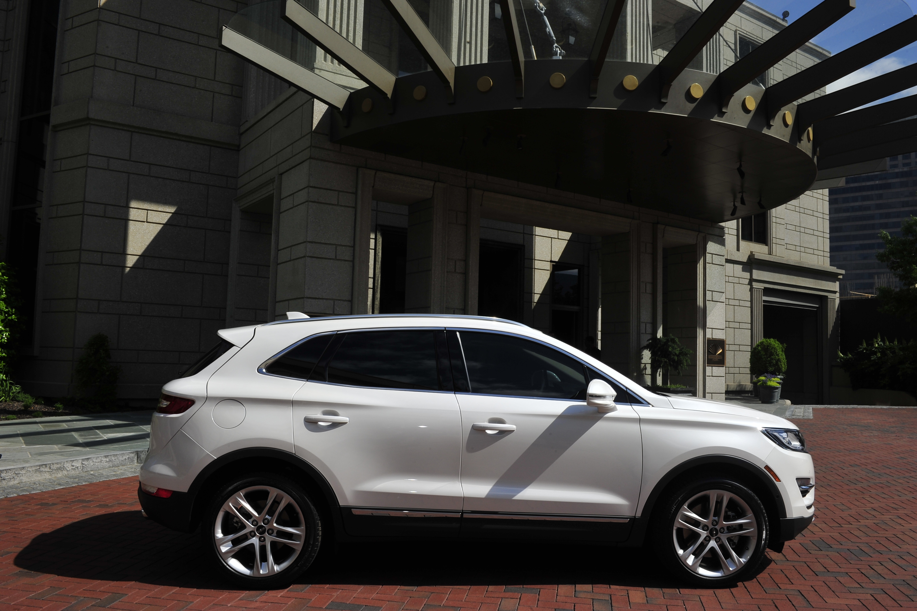 Lincoln MKC best specifications