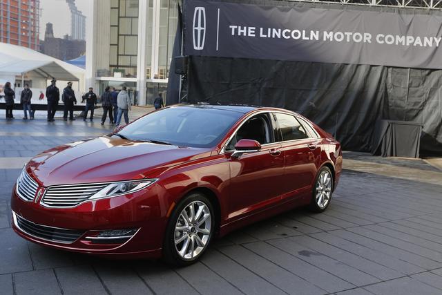 Lincoln MKZ reviews big Lincoln MKZ sedan big