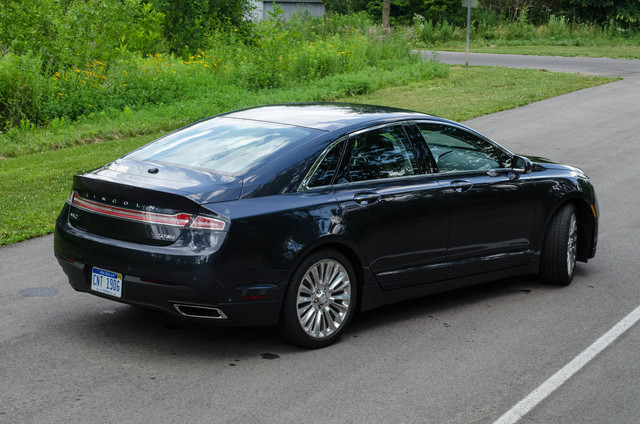 Lincoln MKZ modern 2016 Lincoln MKZ interior photo
