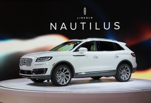 Lincoln Nautilus Photos And Specs Photo Lincoln Nautilus Suv Photo