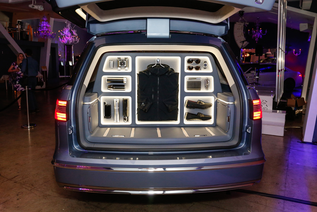 Lincoln Navigator hd photo Lincoln Navigator 4k big