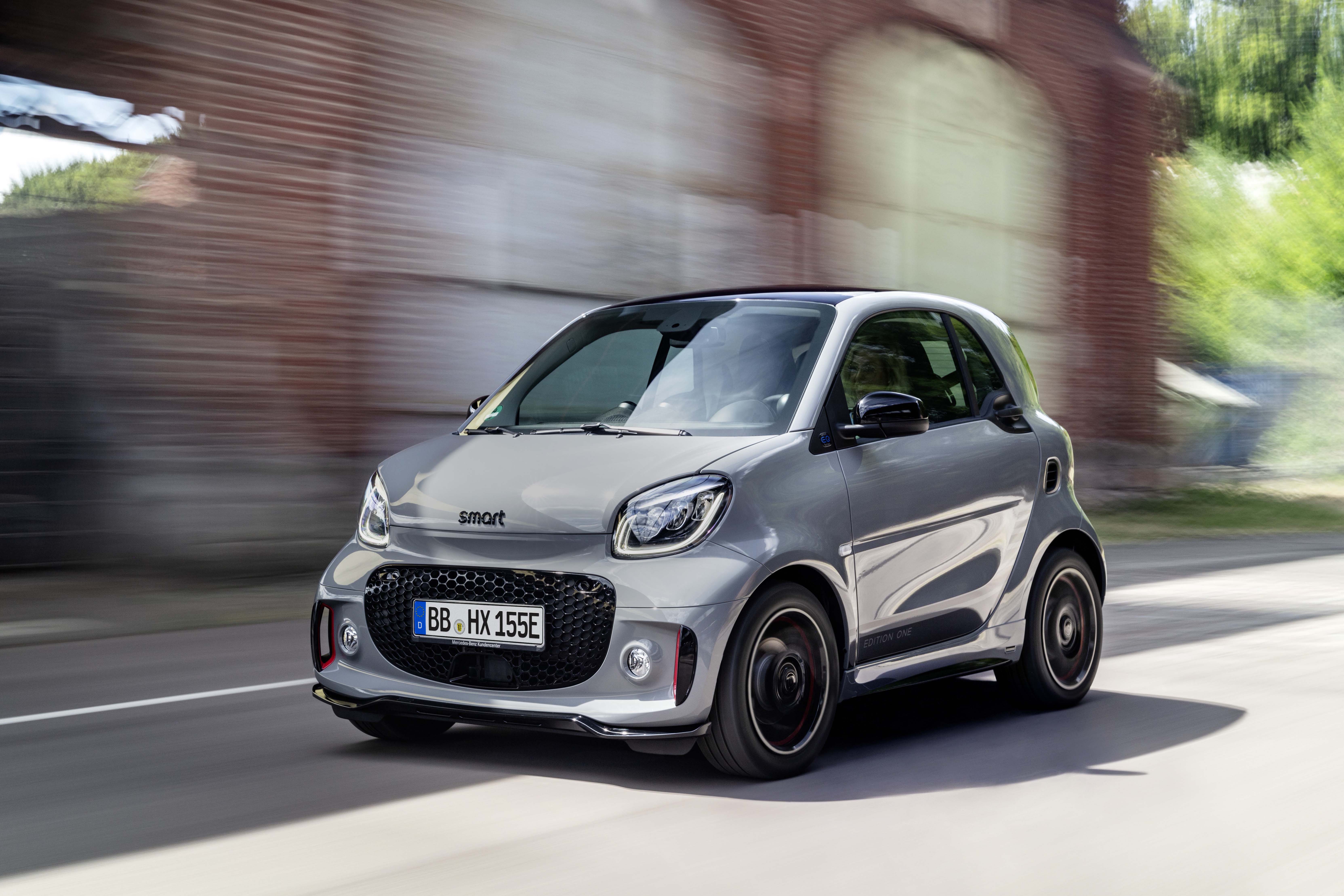 smart EQ fortwo cabrio exterior specifications