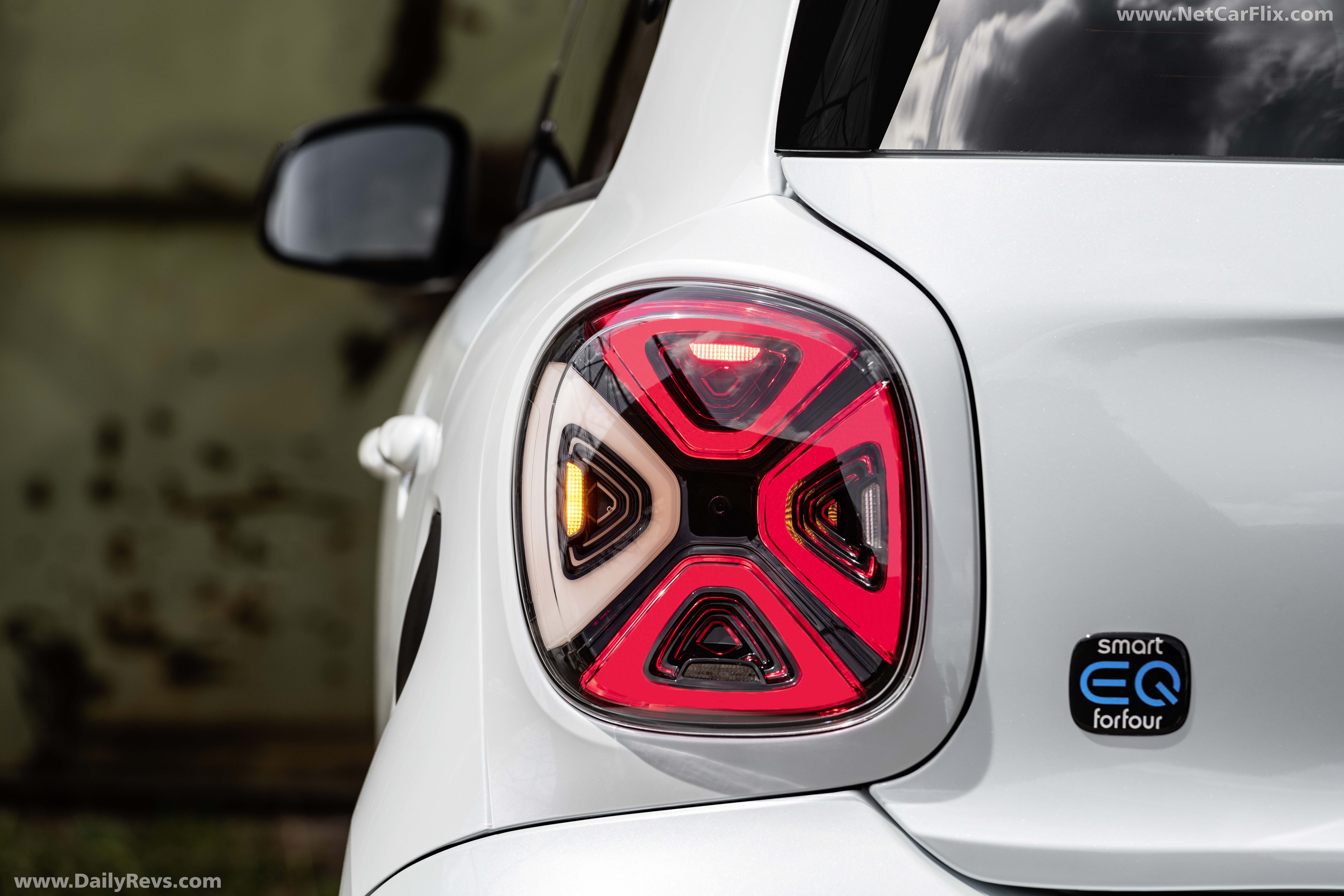 smart EQ forfour mod specifications