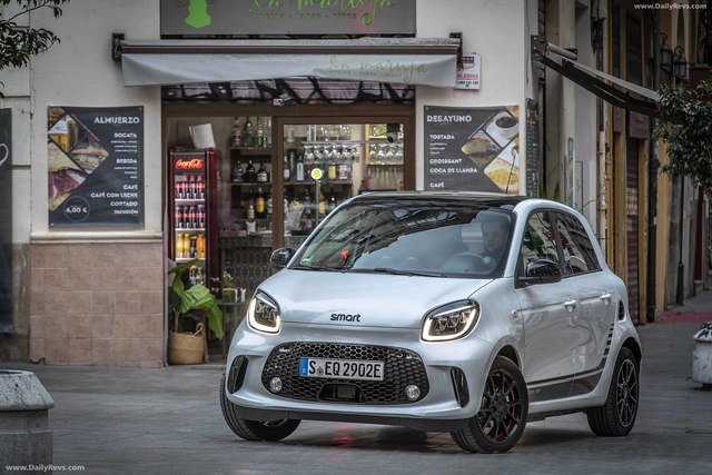 smart EQ forfour accessories 2020 smart EQ forfour accessories specifications