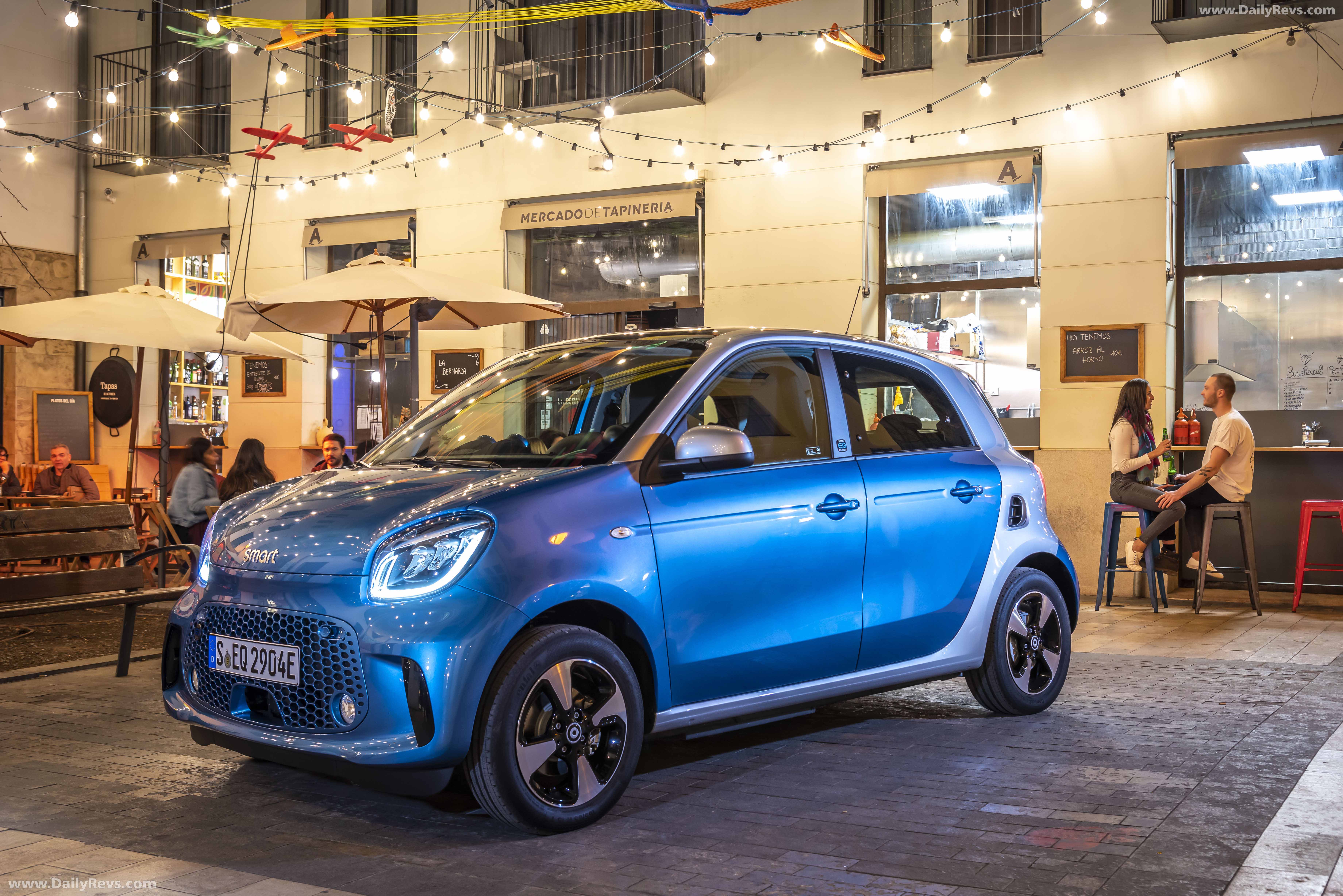 smart EQ forfour accessories specifications