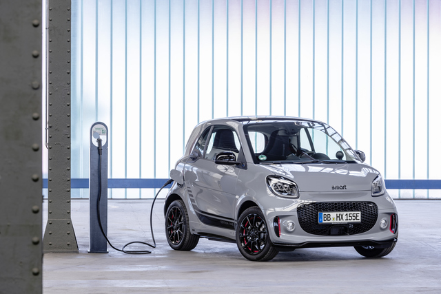 smart EQ forfour interior specifications smart EQ forfour interior big
