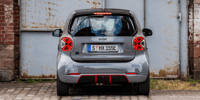 smart EQ fortwo cabrio interior specifications smart EQ fortwo cabrio exterior restyling