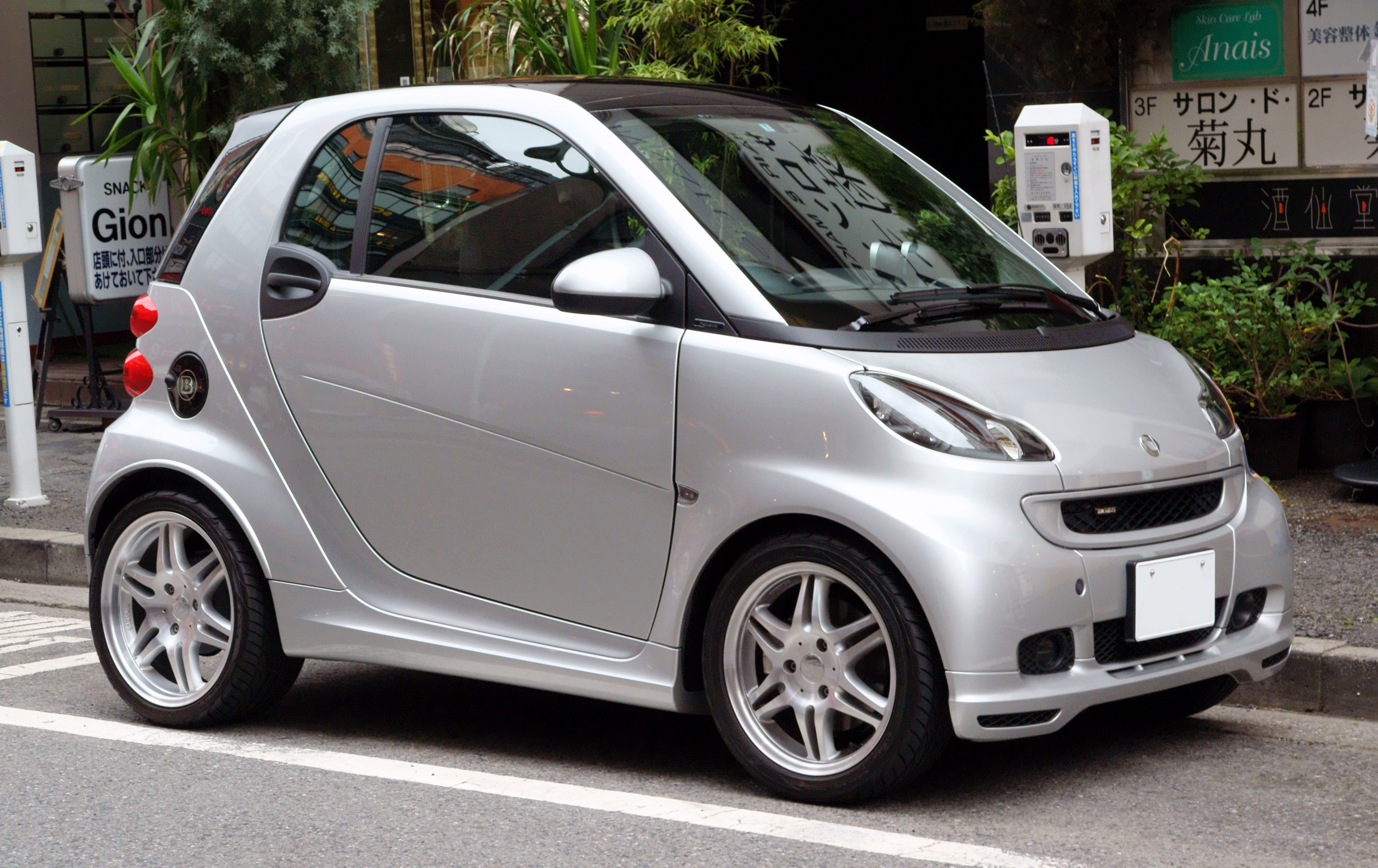 smart EQ fortwo coupe 4k model